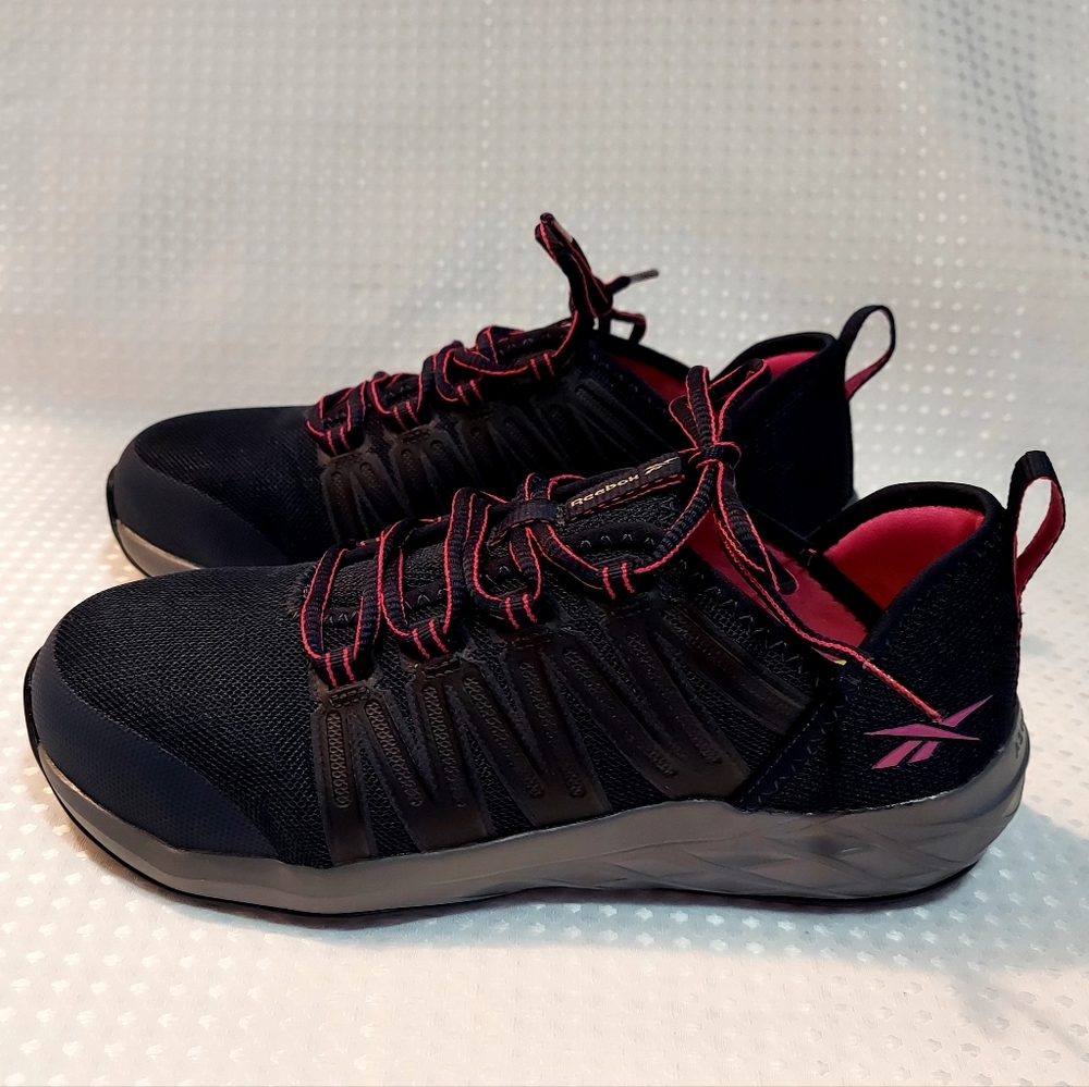 Reebok ÀSTM Steel Toe Slip Resistant Shoes